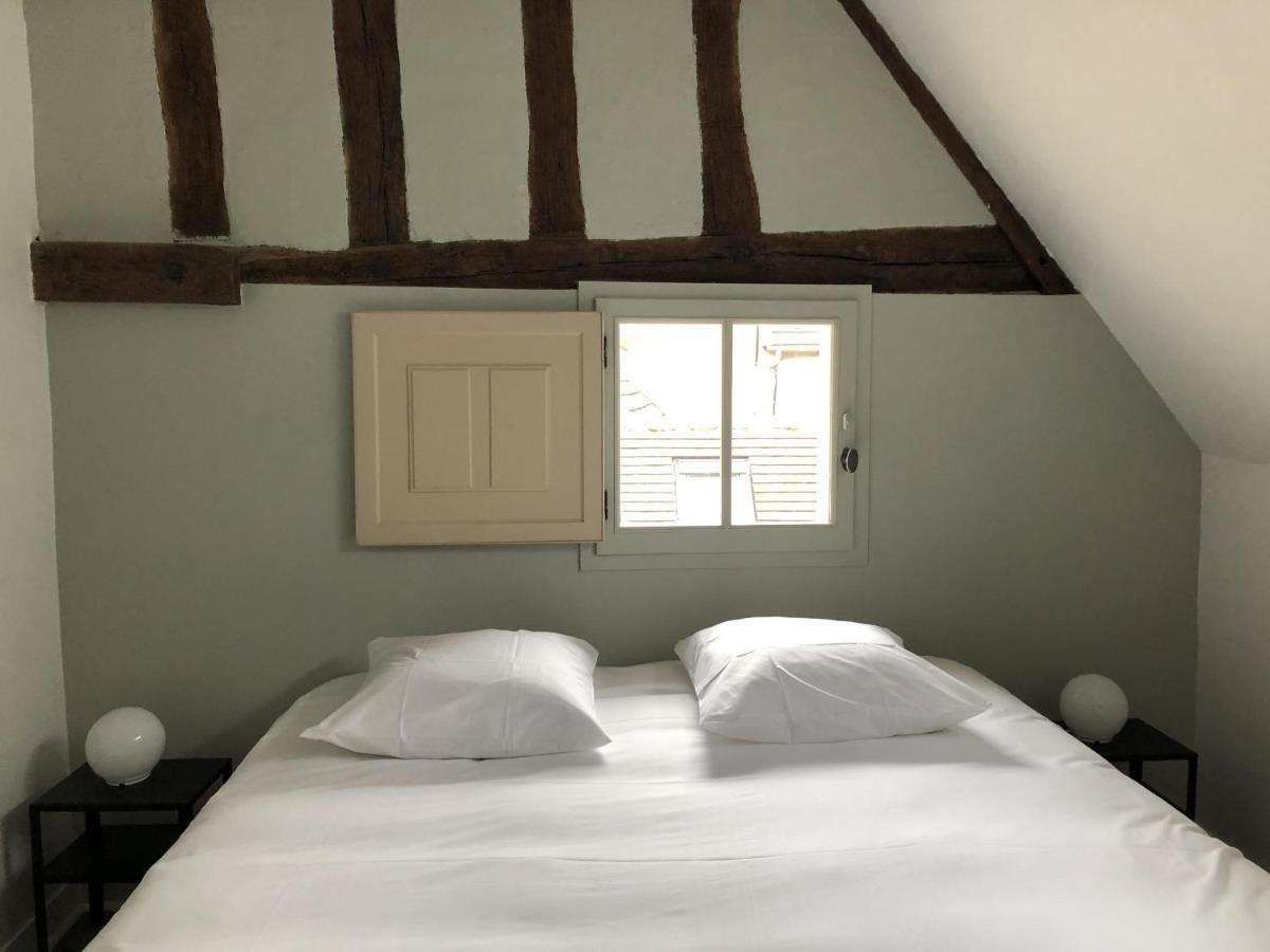 Le Pigeonnier Centre Historique Auxerre Apartment Стая снимка