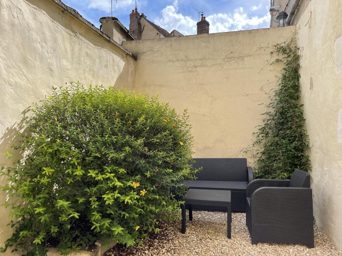 Le Pigeonnier Centre Historique Auxerre Apartment Екстериор снимка