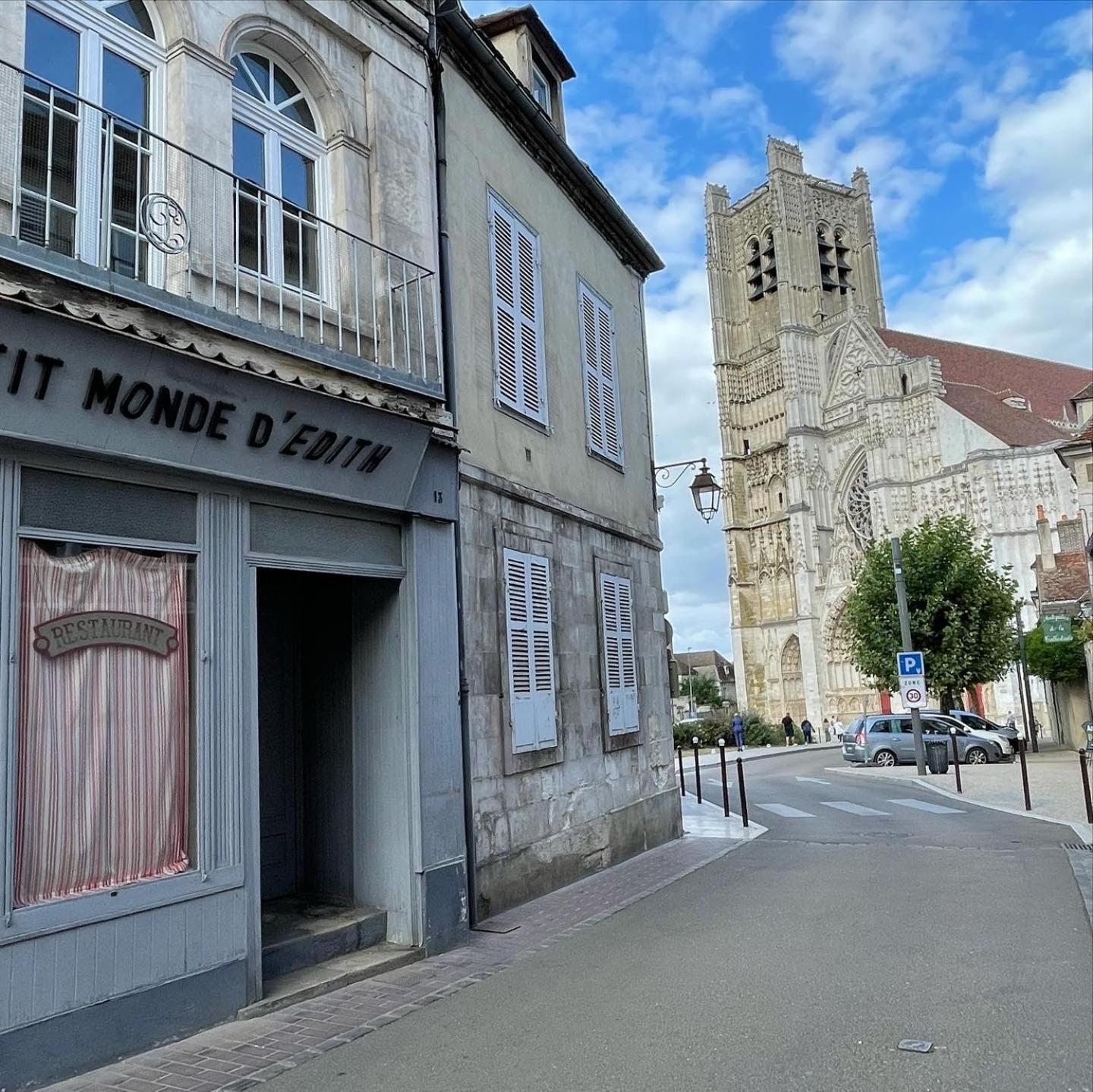 Le Pigeonnier Centre Historique Auxerre Apartment Екстериор снимка